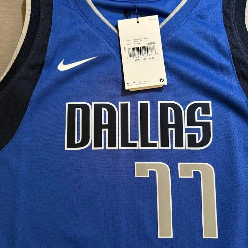 Dallas Mavericks Doncic #11 Nike DRI-FIT Jersey Boys Extra Large Blue Sleeveless